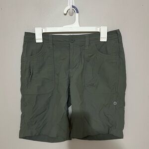 The North Face Horizon II Shorts Women's 6 Gray Roll-Up Outdoor Hiking Nylon